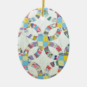 Farbenfrohe Patchwork-Steppdecke Keramikornament