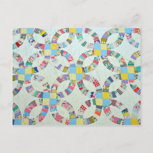 Farbenfrohe Patchwork-Steppdecke Postkarte