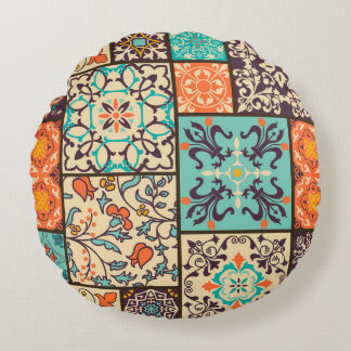 Farbenfrohe Patchwork-Tile: Motive der islamischen Rundes Kissen
