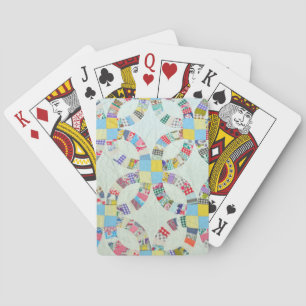 Farbenfrohe Patchworkdecke Spielkarten