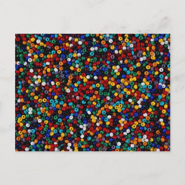 Farbenfrohe Perlen für dekorative Arbeiten Postkarte (Vorderseite)