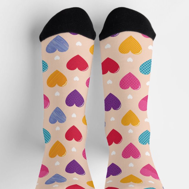 Farbenfrohe Pop Art Herzstück Muster Socken (Oben)