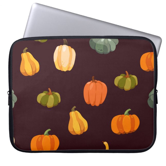 Farbenfrohe Pumpkins: dunkle Herbsteleganz. Laptopschutzhülle (Vorderseite)