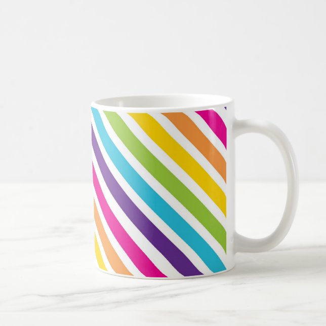 Farbenfrohe Regenbogen-Diagonale Streifen Geschenk Tasse (Rechts)