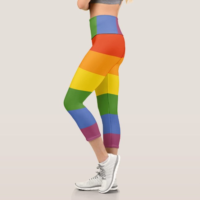 Farbenfrohe Regenbogen-Streifen Capri Leggings (Links)
