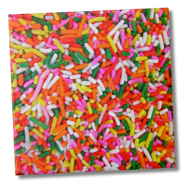Farbenfrohe Regenbogensprinklen Fliese (Fun Colorful Candy Sweet Pattern Rainbow Sprinkles ceramic tile)