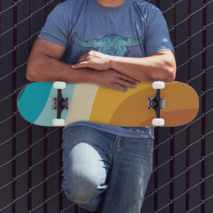 Farbenfrohe Retro-Regenbogen-Abstrakte Wellen Skateboard