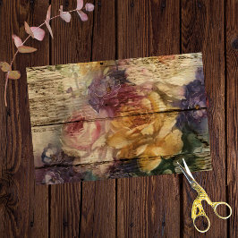 Farbenfrohe Rose Bouquet auf rustikalem Holz gemal Seidenpapier