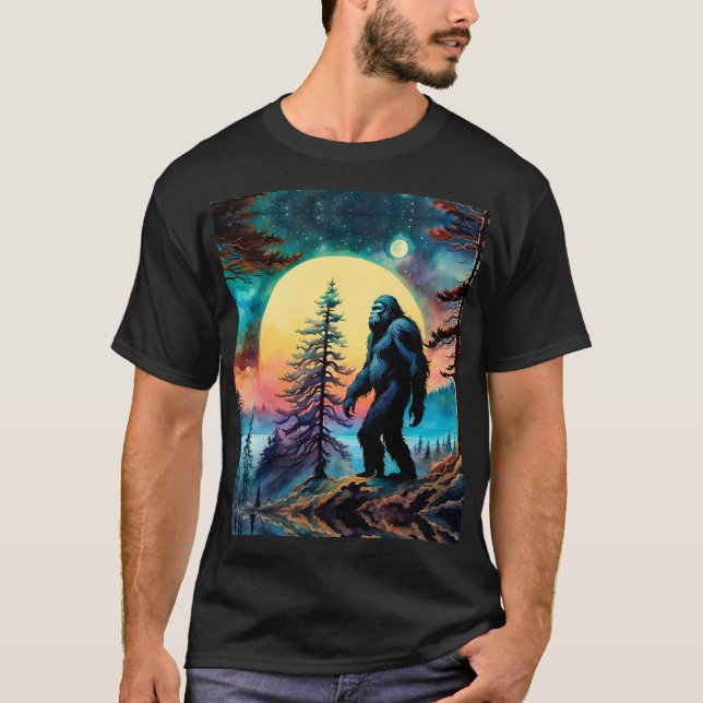 Farbenfrohe Sasquatsch Vollmond Pine Tree T-Shirt (Vorderseite)