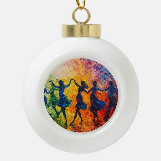 Farbenfrohe Silhouetten tanzen Keramik Kugel-Ornament