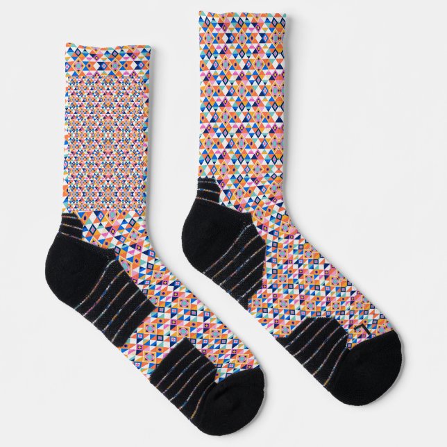 Farbenfrohe Socken mit geometrischen Mustern in Ro (Rechts)