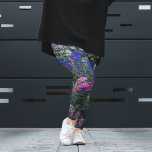Farbenfrohe Sommergarten Leggings<br><div class="desc">Stretchische,  modische Leggings,  die das Foto eines Sommergarten mit farbenfrohen Blume wie Zinnias und Blue Salvia bewundern. Ein schönes,  blumengeschmücktes Design! Wählen Sie die Größe Ihrer Leggings.</div>