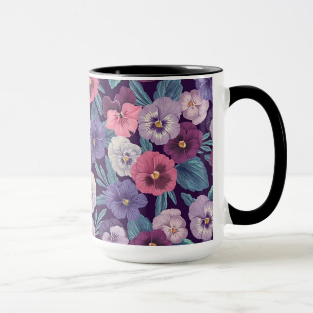 Farbenfrohe Stiefmütterchen auf tiefviolett Tasse (Rechts)
