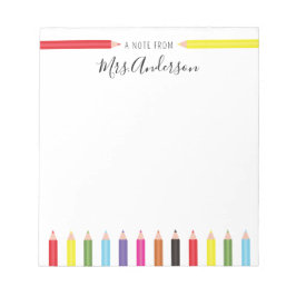 Farbenfrohe Stifte Hinweis des Lehrers Notizblock