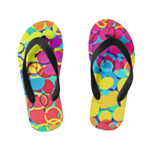 Farbenfrohe Stilelemente und Chic Spectrum Pattern Kinderbadesandalen