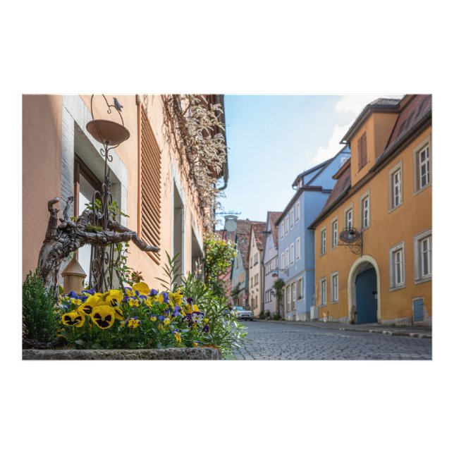 Farbenfrohe Straße in Rothenburg ob der Tauber Fotodruck (Vorne)
