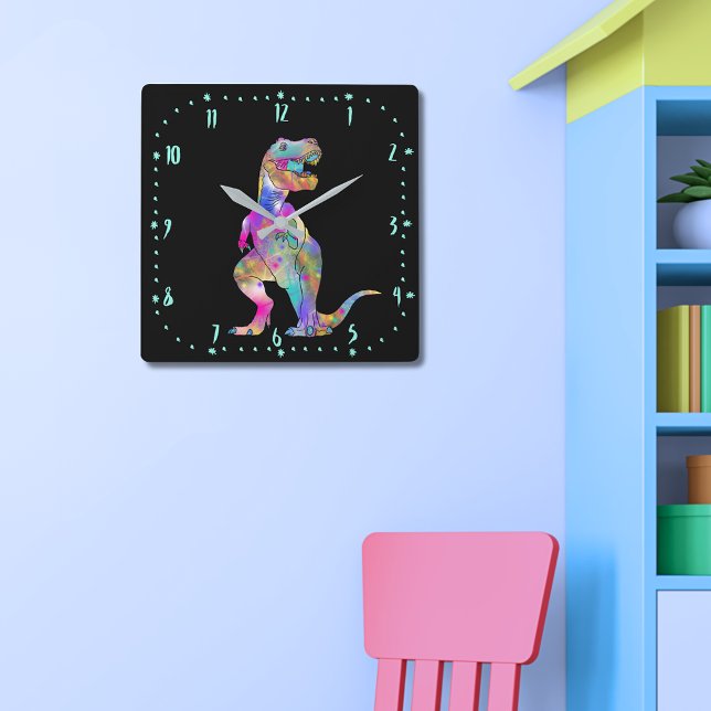 Farbenfrohe T rex Beängstigend Jurassic Dinosaurie Quadratische Wanduhr (T-Rex colorful Dinosaur on black wall clock scary Jurassic prehistoric dino illustration )