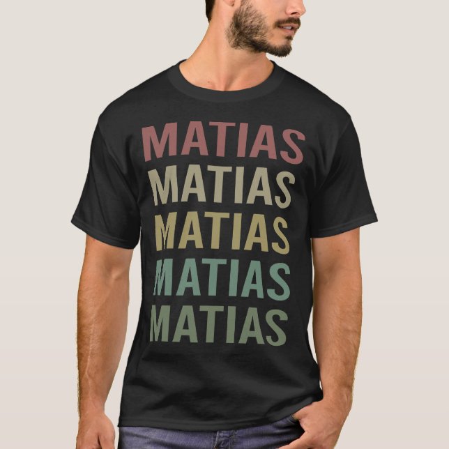Farbenfrohe Textkunst - Name Matias T-Shirt (Vorderseite)