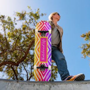 Farbenfrohe trendy geometric skateboard