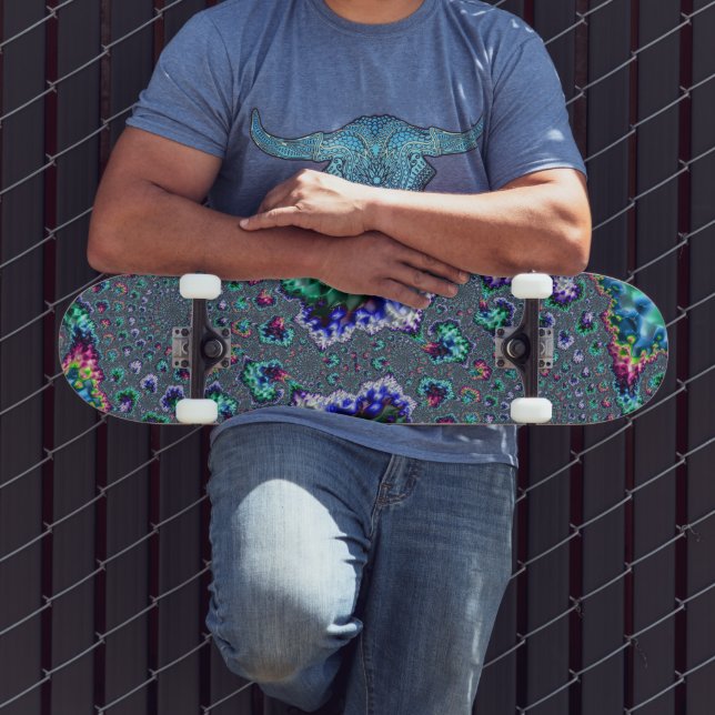 Farbenfrohe Trippy Groovy Spiral Abstraktes Frakta Skateboard (Außenbereich 3)