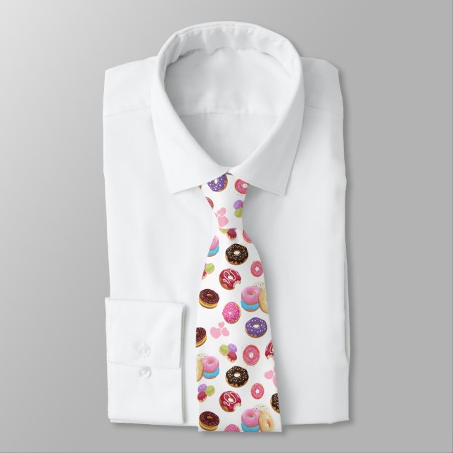Farbenfrohe und geschmackvolle Donuts und Herz Krawatte (Gebunden)