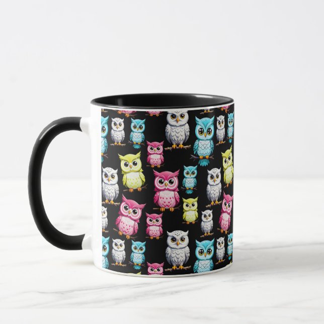 Farbenfrohe Vögel Schwarzes Hintergrundmuster Tasse (Links)