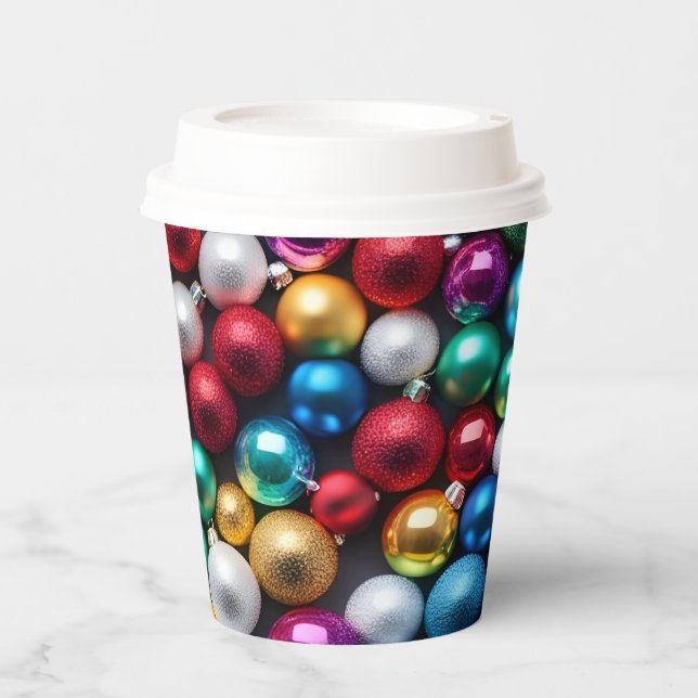 Farbenfrohe Weihnachtsballes Ornamente Pappbecher (Vorderseite)
