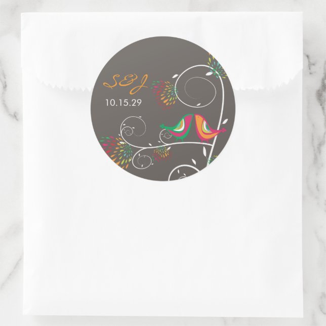 Farbenfrohe Whimsical Kissing Summer Birds Wedding Runder Aufkleber (Tasche)