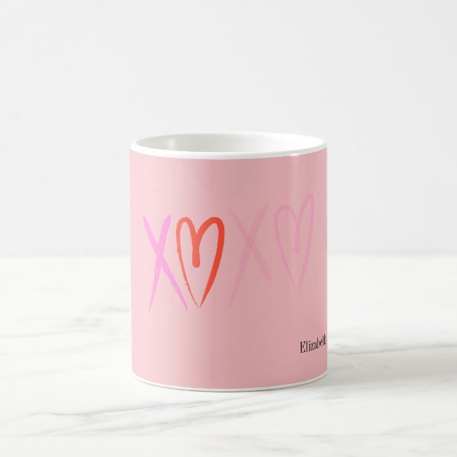 Farbenfrohe "XOXO" Herz Valentinstag Kaffeetasse (Mittel)