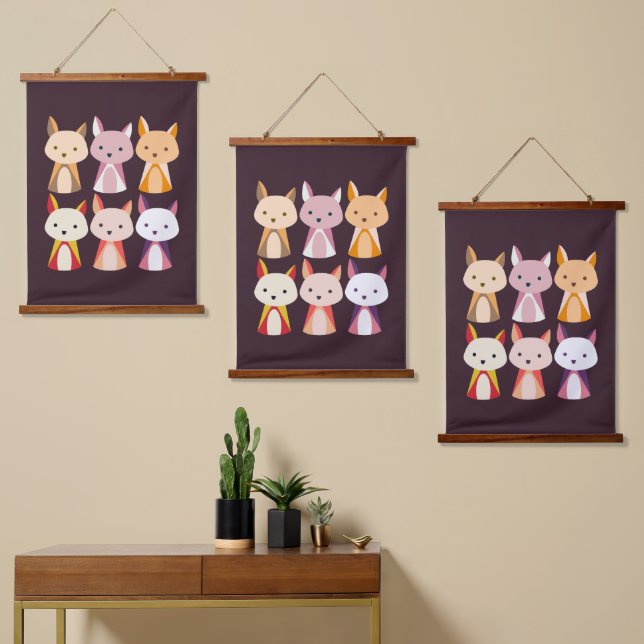 Farbenfroher Fox Cartoon Wandteppich Mit Holzrahmen (Asymmetrisch)