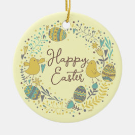 Farbenfroher Kraut von fröhlichen Hühnereiern und Keramik Ornament