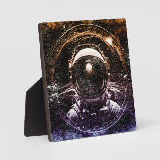 Farbenfroher moderner Astronaut im All Fotoplatte