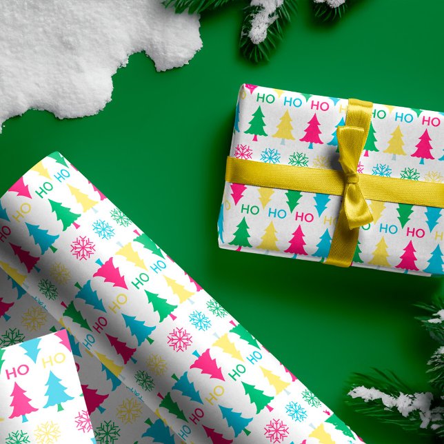 Farbenfroher Neon Typographic HO HO Weihnachtsbaum Geschenkpapier (Colourful Neon Typographic HO HO Christmas Tree Wrapping Paper)