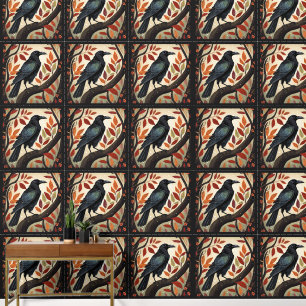 Farbenfroher Raven in einem Baum Tapete