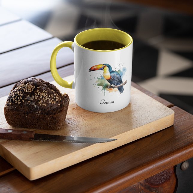 farbenfroher Toukan, der auf einem Ast sitzt Tasse (Von Creator hochgeladen)