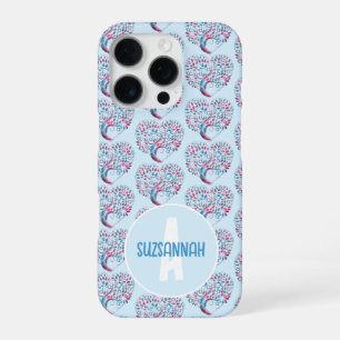 Farbenfrohes Baumherzmuster Pastell Blau Monogramm iPhone 16 Pro Hülle