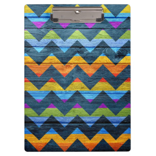 Farbenfrohes Chevron Holz Abstrakt #2 Klemmbrett