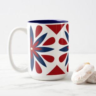 Farbenfrohes geometrisches Blumenmuster Zweifarbige Tasse