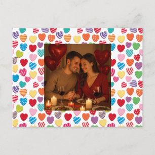 farbenfrohes Kaugummi Valentinstag Herz Muster Feiertagspostkarte