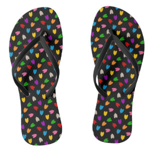 Farbenfrohes Liebesherzen Musterdesign Schwarz Flip Flops