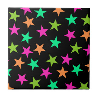 Farbenfrohes neon-geometrisches Sterne-Muster Fliese