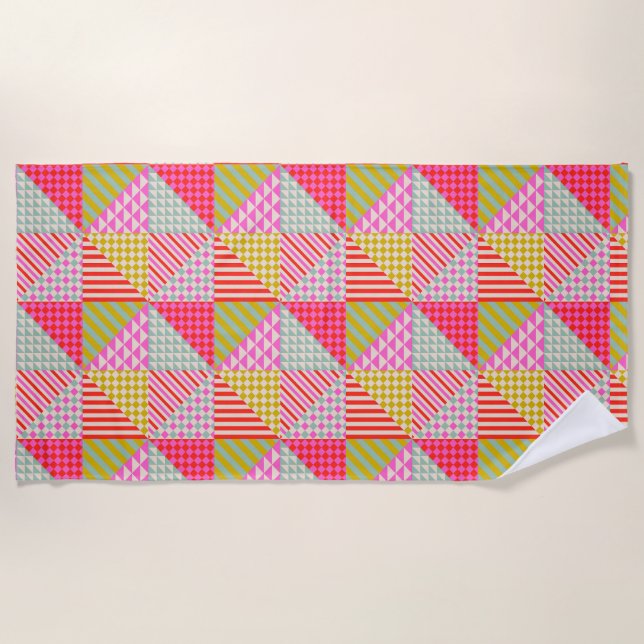 Farbenfrohes Patchwork-Strandtuch | Sommer & Urlau Strandtuch (Vorderseite)