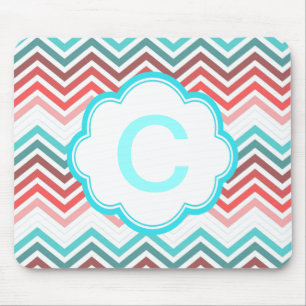 Farbenfrohes Rot, Pink, Blau, Türkis Chevron Zickz Mousepad