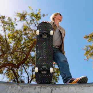 Farbenfrohes Tech-Coding-Elektronik-Muster Skateboard