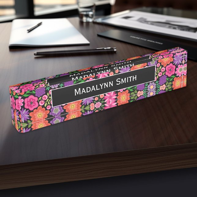 Farbige Blume Schwarzer Hintergrund und Name Namensplakette (Personalized Name Plate - Executive and Professional Designs)