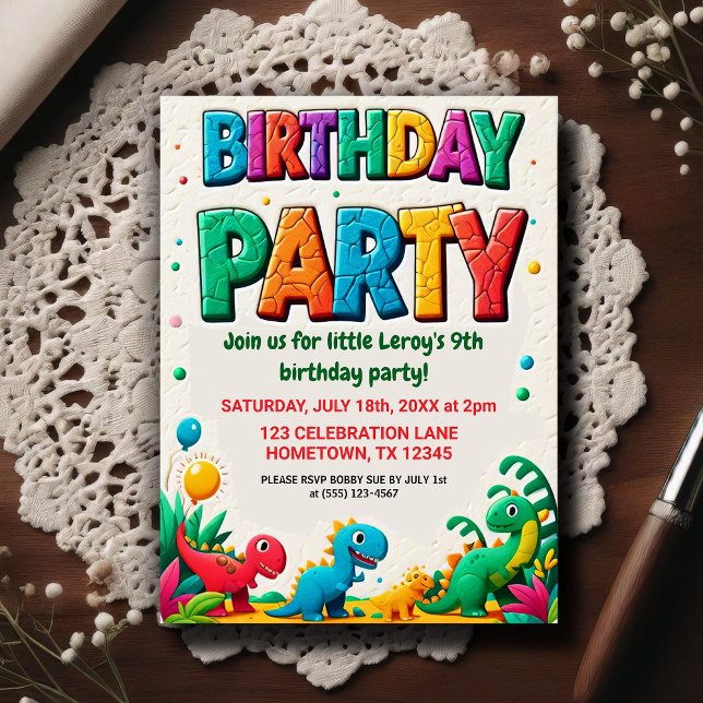 Farbige Dino-Kindergeburtstagsfeier  Postkarte (Von Creator hochgeladen)