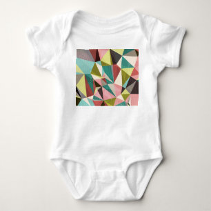 Farbige Dreiecke, Abstrakte geometrische Formen. Baby Strampler