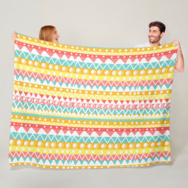 Farbige Dreiecke und Kreise Fleecedecke