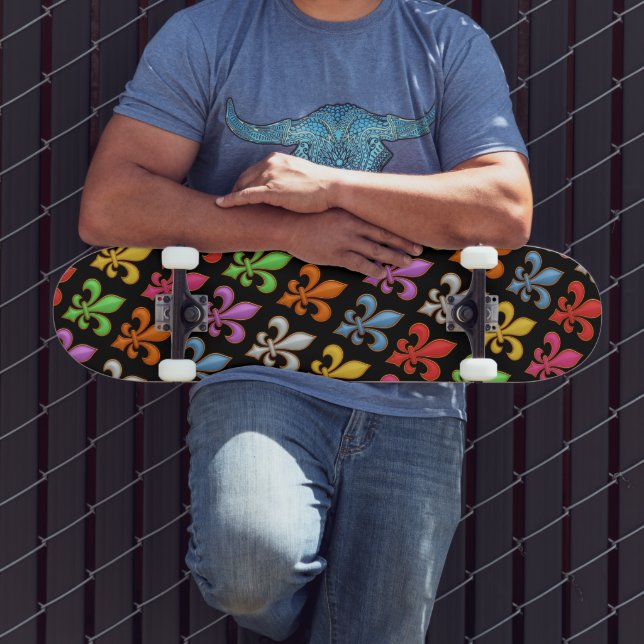 Farbige Fette Fleur-de-lis-Blumen Schwarz  Skateboard (Außenbereich 3)