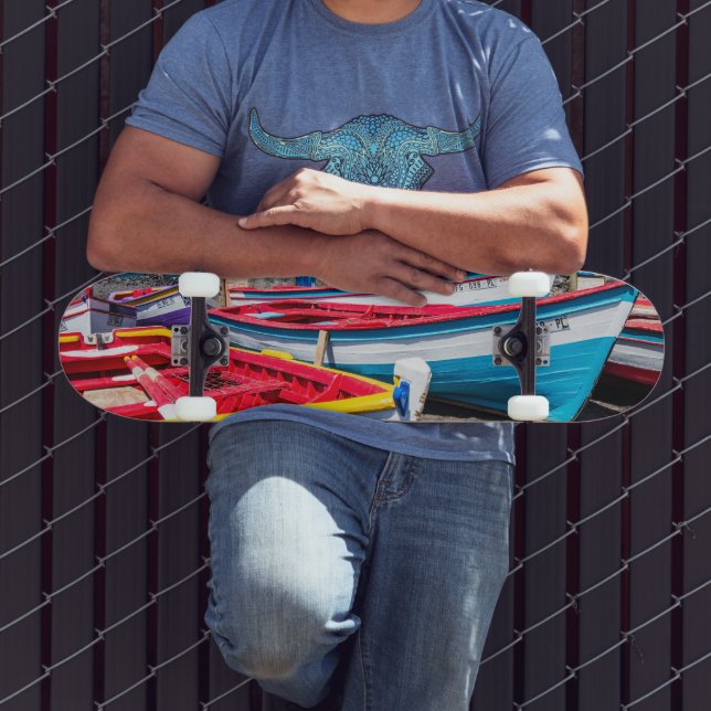 Farbige Fischerboote, Kap Verde Skateboard (Außenbereich 3)